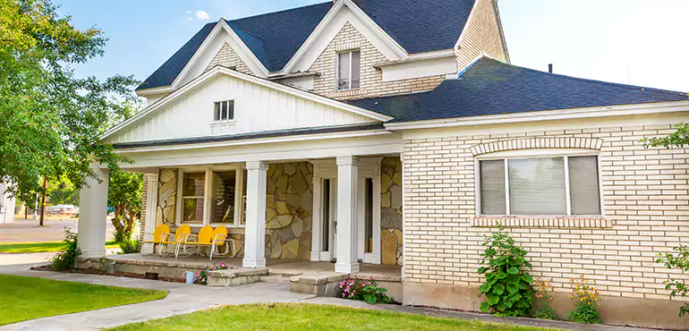 Why Homeowners in Panama City Sell Their Houses After Losing a Job – And How We Can Help