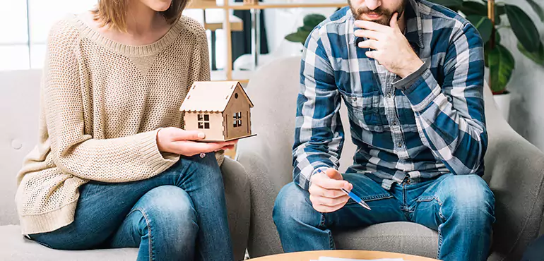 Why Sell Your House During Divorce in Panama City, FL?