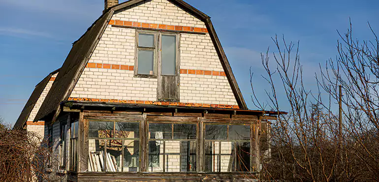 Types of Houses We Buy Without Repairs in Panama City, FL